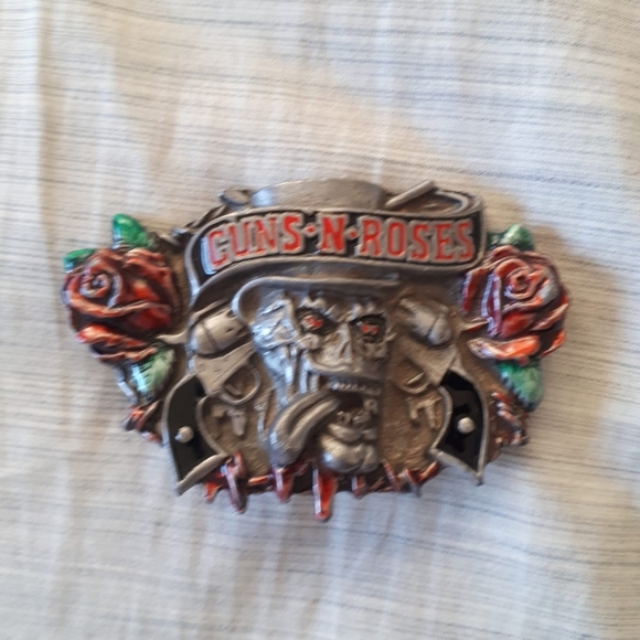 Vintage Guns - Rose Band Belt Buckles - Picture 1 of 3